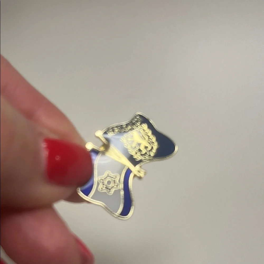 Jerusalem Flag Enamel Souvenir Hat or Lapel Pin